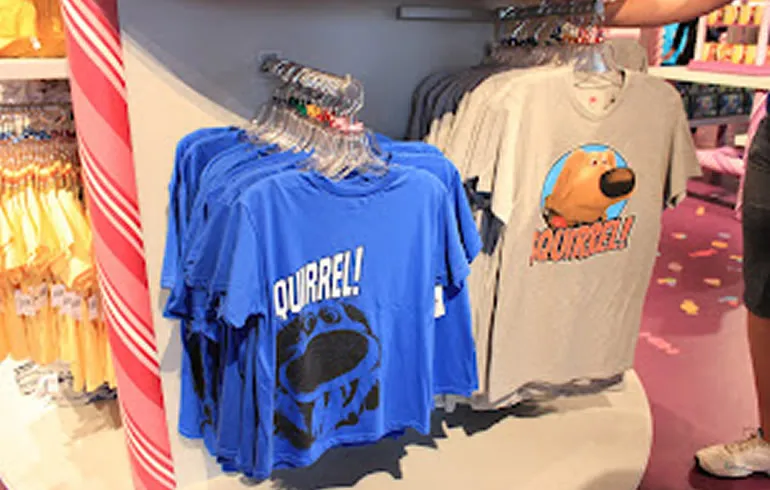 ディズニー海外パークのTシャツ