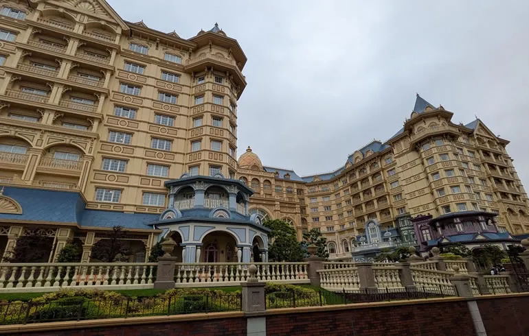 ディズニーランドホテル外観