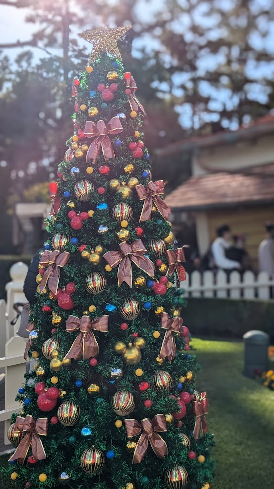ミッキーの家のクリスマスツリー